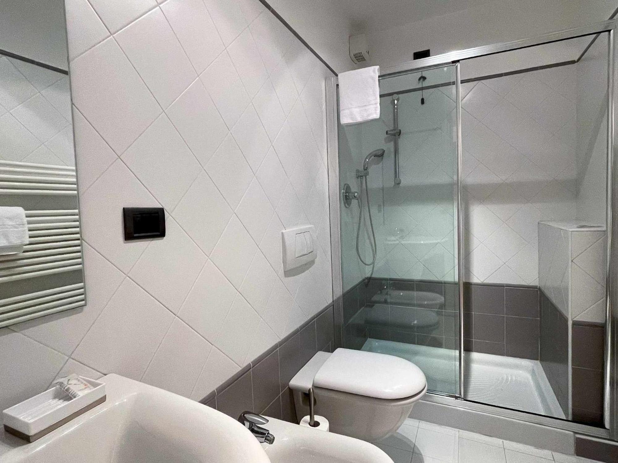 Plinio Center Town Apartment Bellagio Bagian luar foto